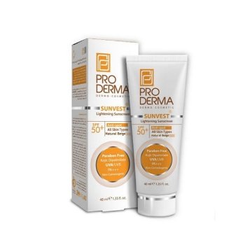 کرم ضدآفتاب و روشن کننده بژ طبیعی SPF50 پرودرما